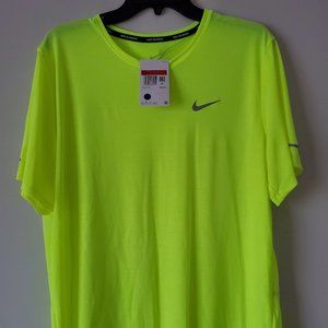 Nike Running Dri-Fit Miler T-Shirt, Large